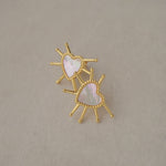 Cargar imagen en el visor de la galería, Amour nacre studs
