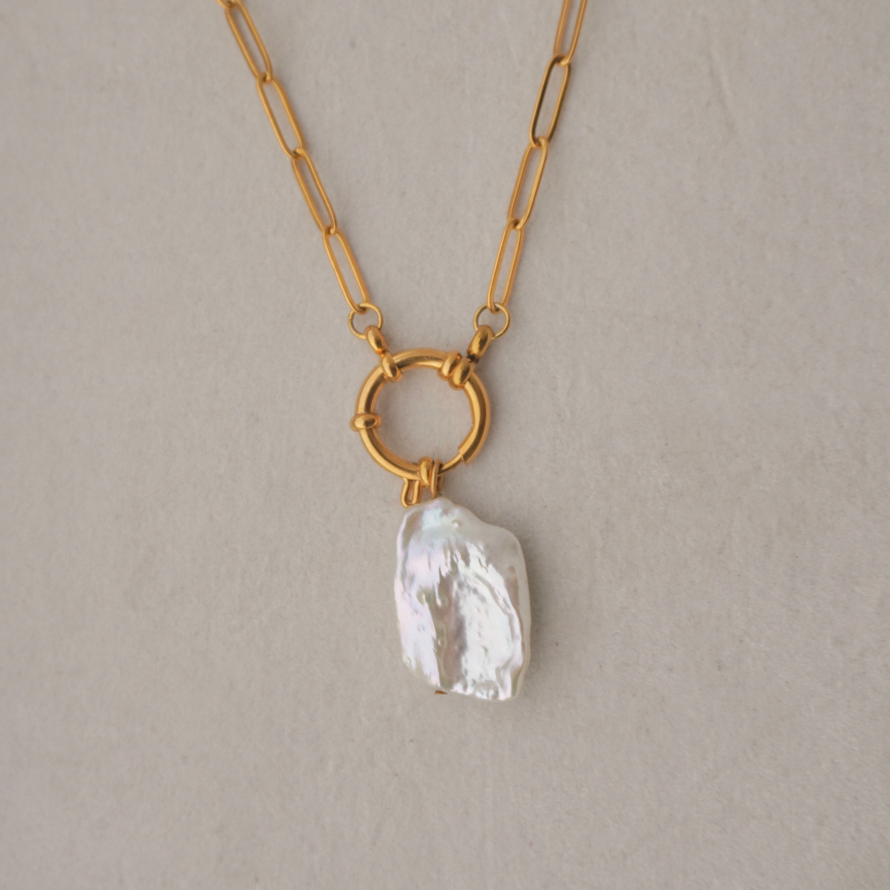 Barroque pearl necklaces