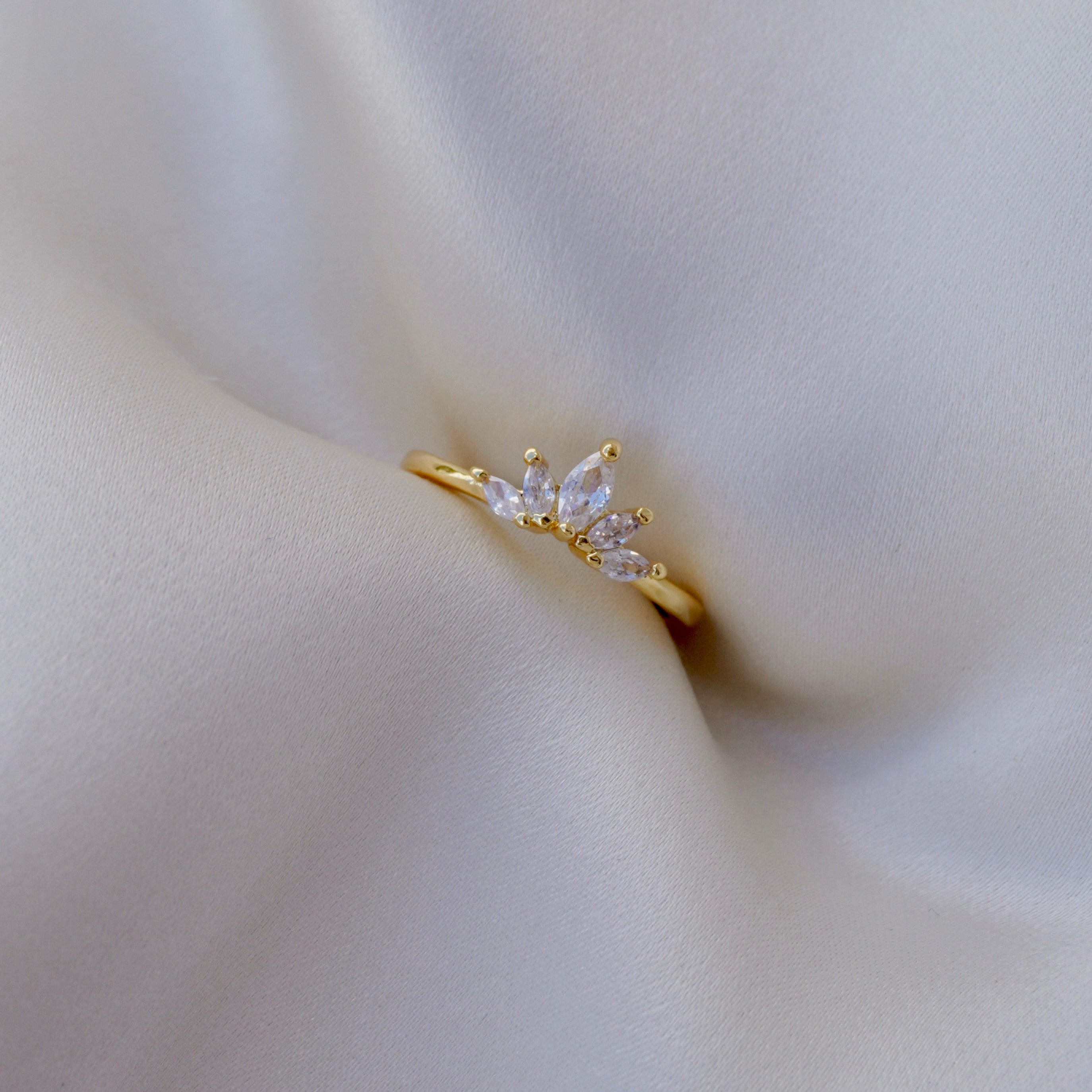 Rapunzel tiara ring