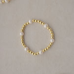 Cargar imagen en el visor de la galería, Bold stackable bracelets
