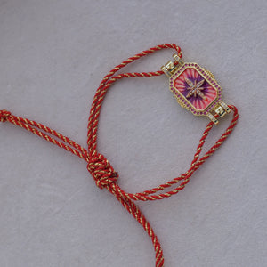 Tag bracelet