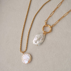 Barroque pearl necklaces