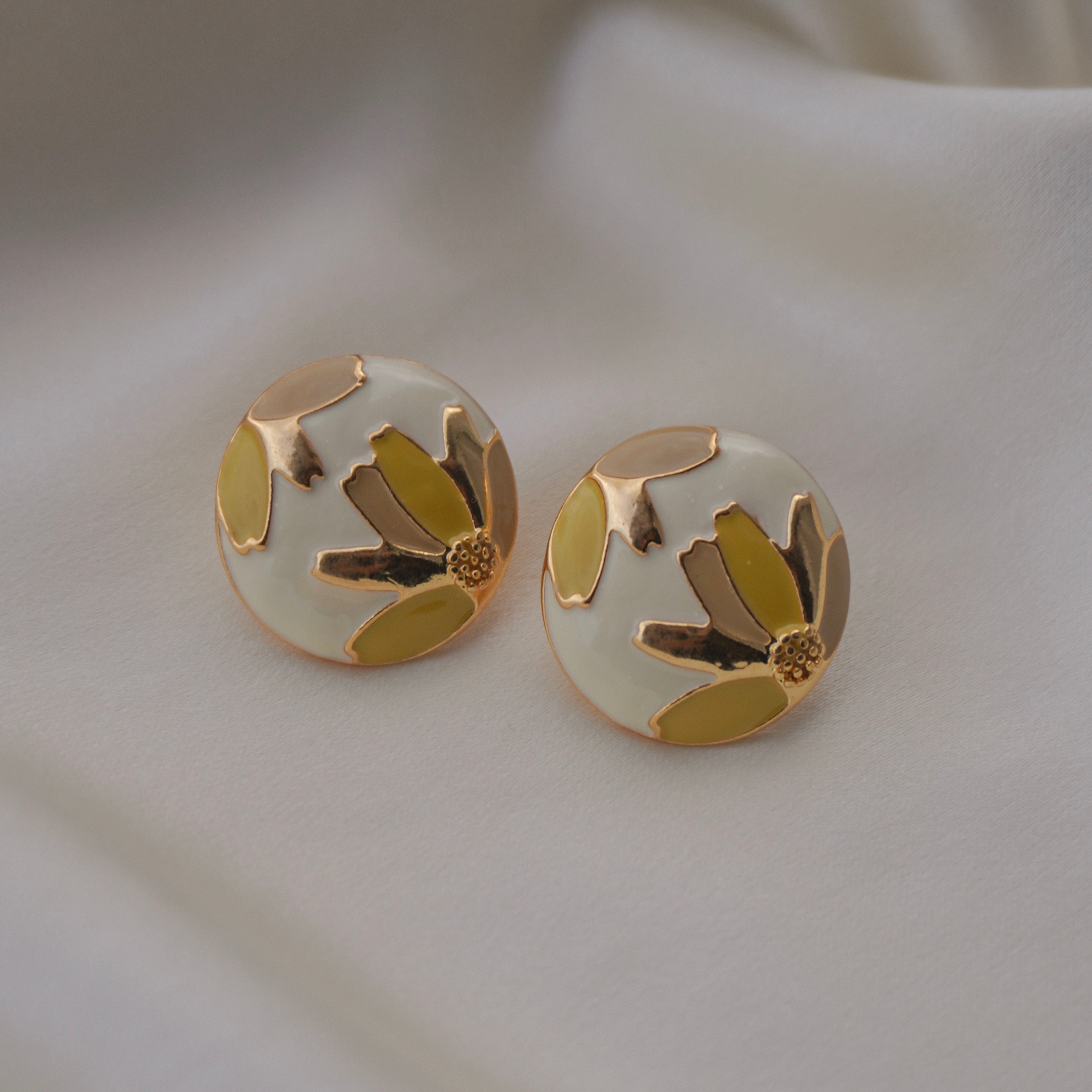 Painted-flower studs