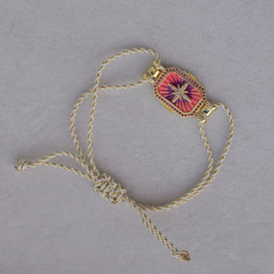 Tag bracelet