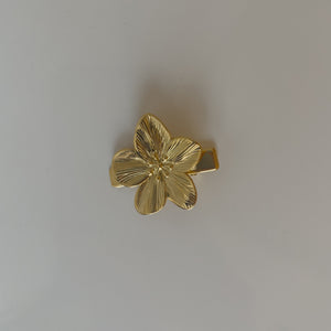 Flower hair clip