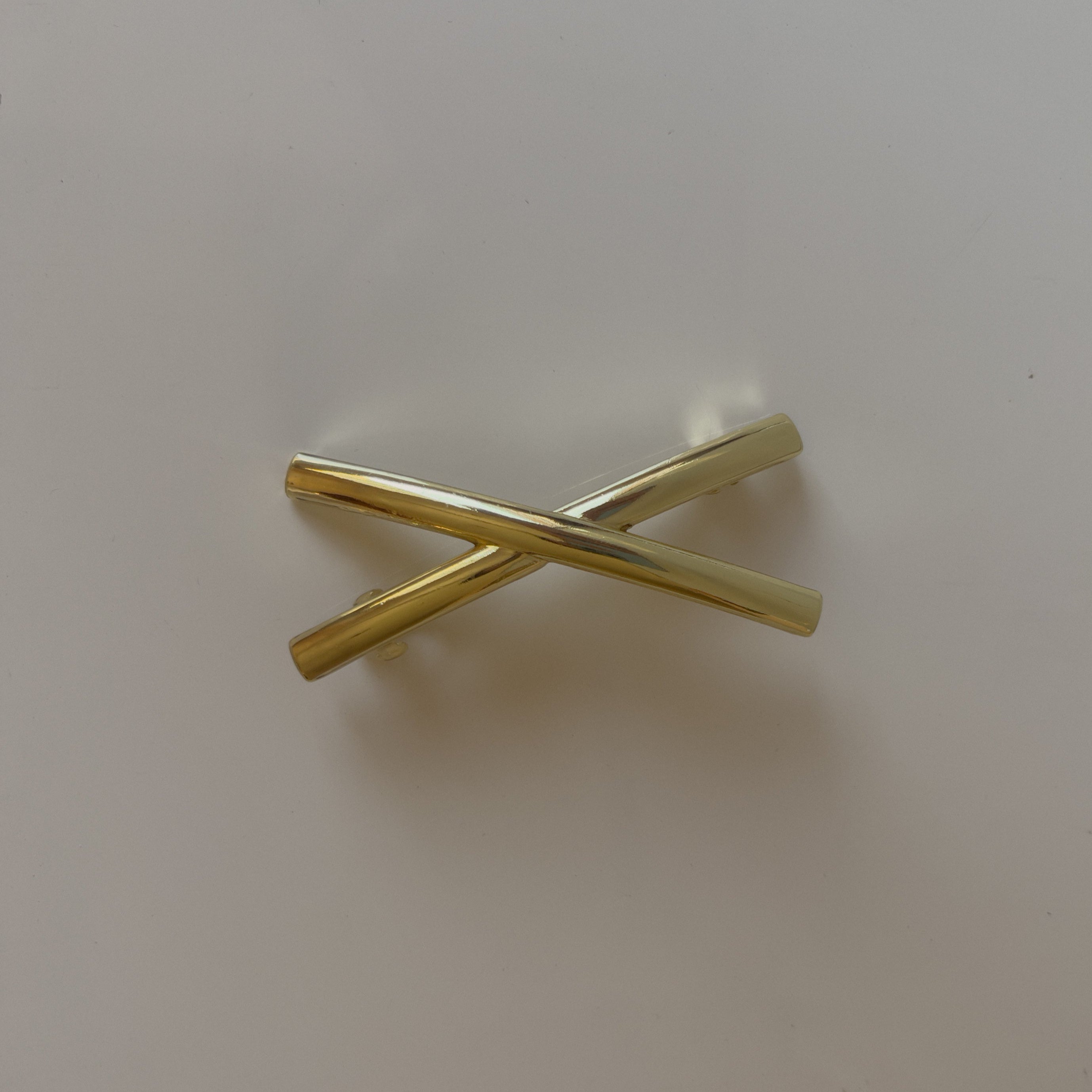 X hair clip