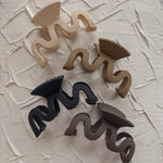 Cargar imagen en el visor de la galería, Wavy claw clip
