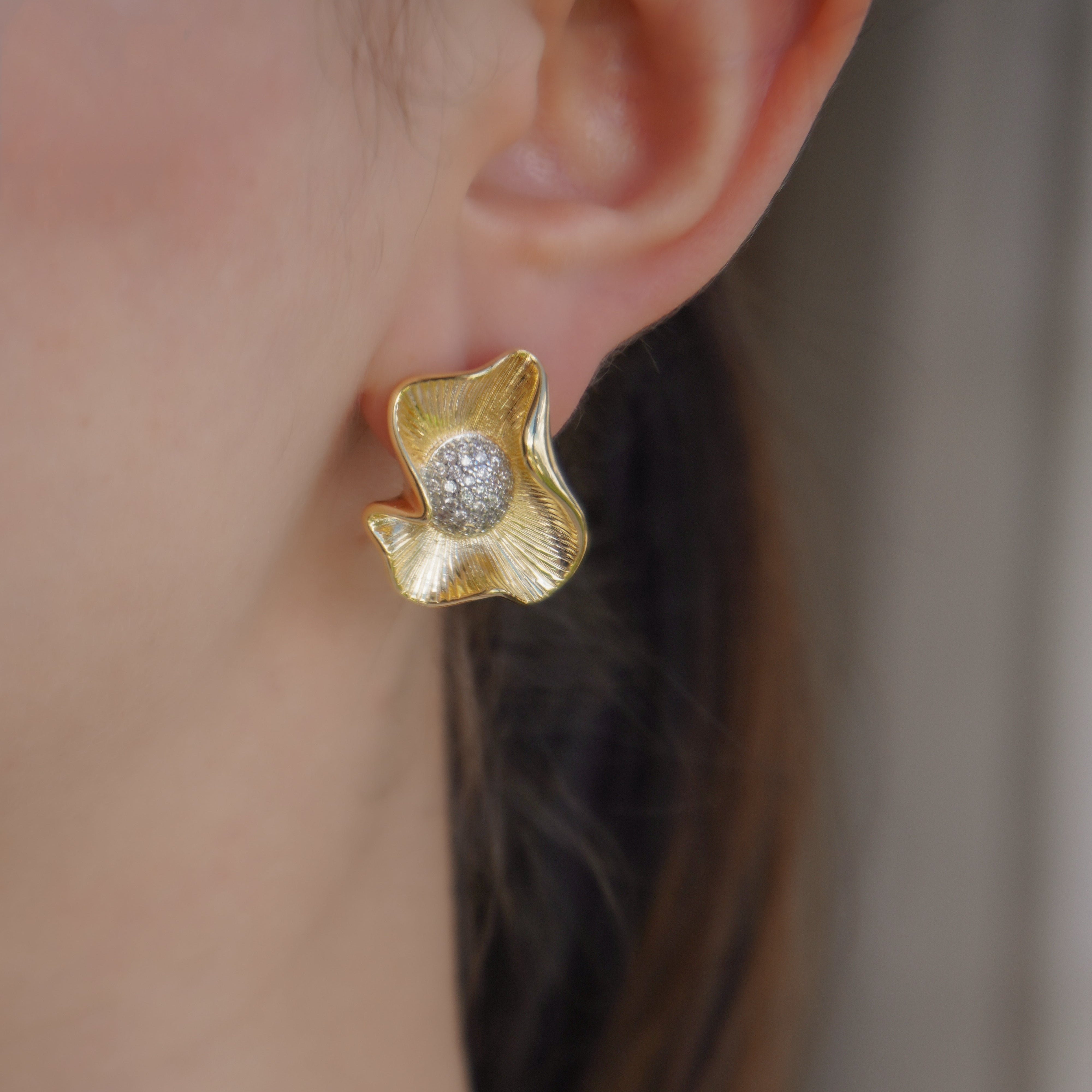 Liara studs